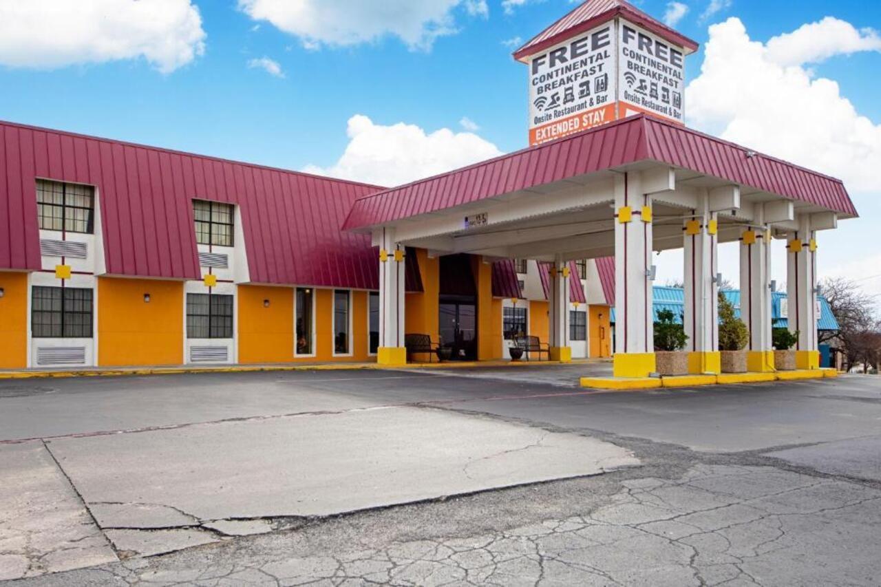 Economy Inn & Suites Denton Exterior foto